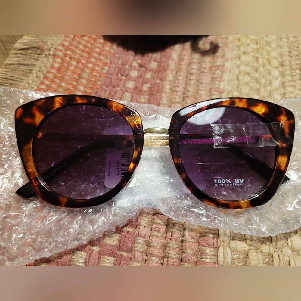 Torrid Cateye Smoke Lens Sunglasses - Picture 1 of 2